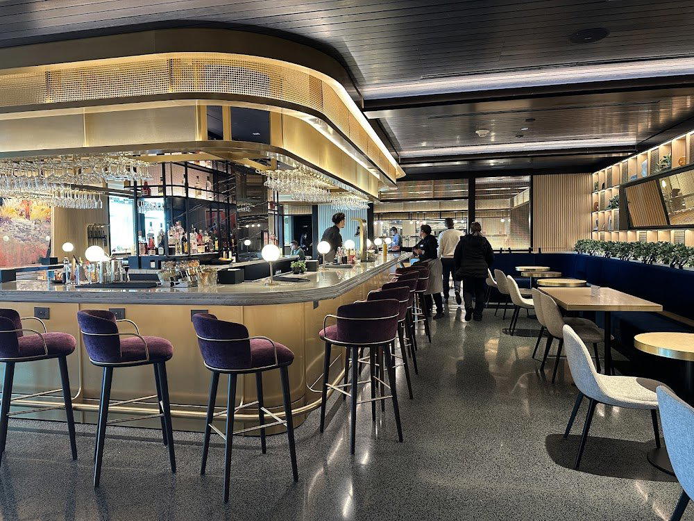 Sapphire Asian Cuisine & Lounge restaurant in San Francisco, United States