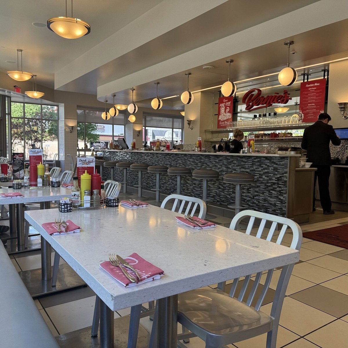 Bernie’s Diner, Restaurant in Billings