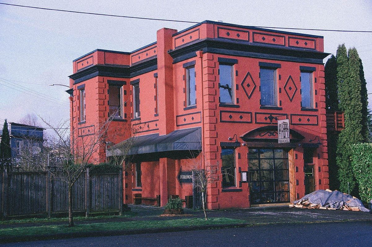 Firehouse Restaurant, Restaurant in Portland