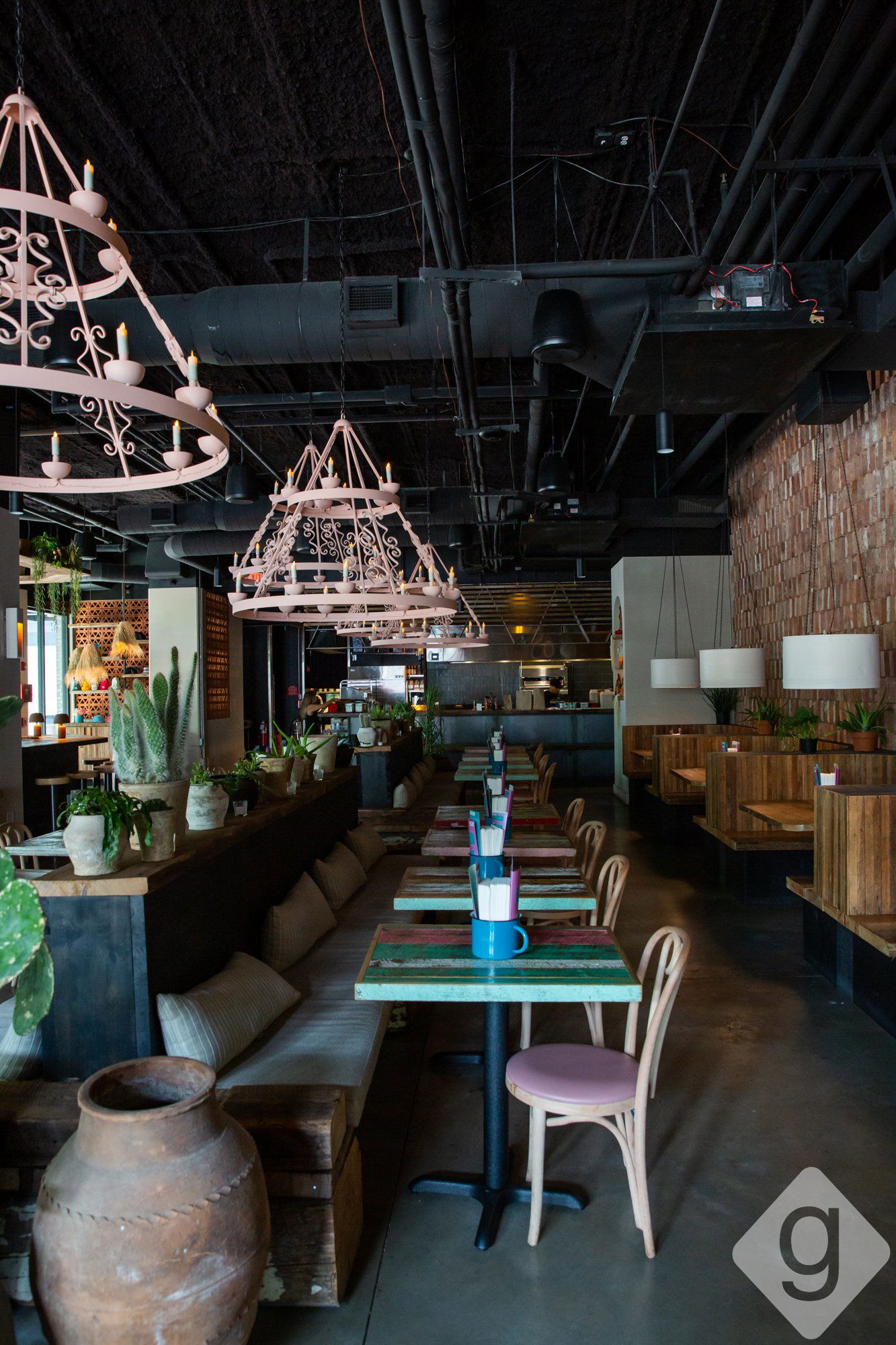 Dos Santos, Restaurant in Nashville