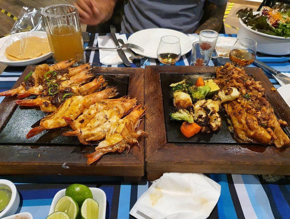 Los Arcos restaurant in Mexico City, Mexico