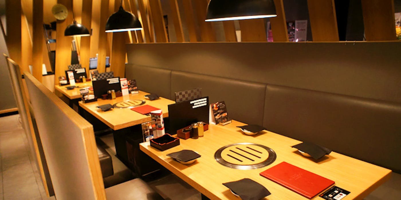 焼肉トラジ新宿西口店 restaurant in Tokyo, Japan