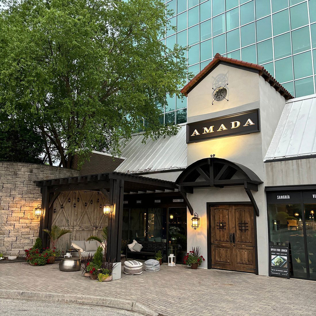 Amada Radnor, Restaurant in Wayne
