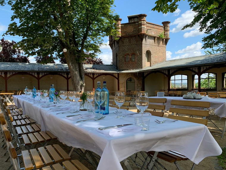 Bornheimer Ratskeller, Frankfurt, Germany