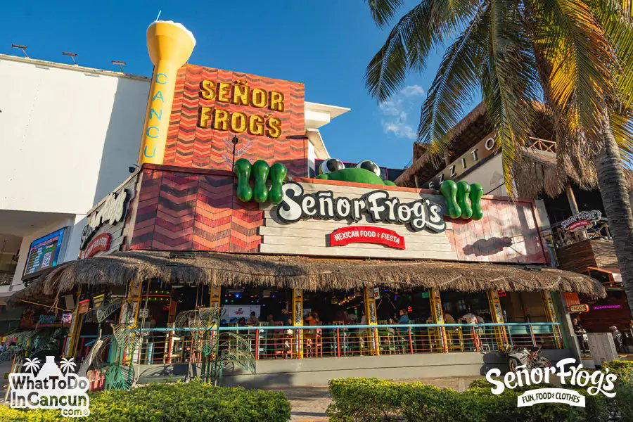 Señor Frog's restaurant in Cancún, Mexico