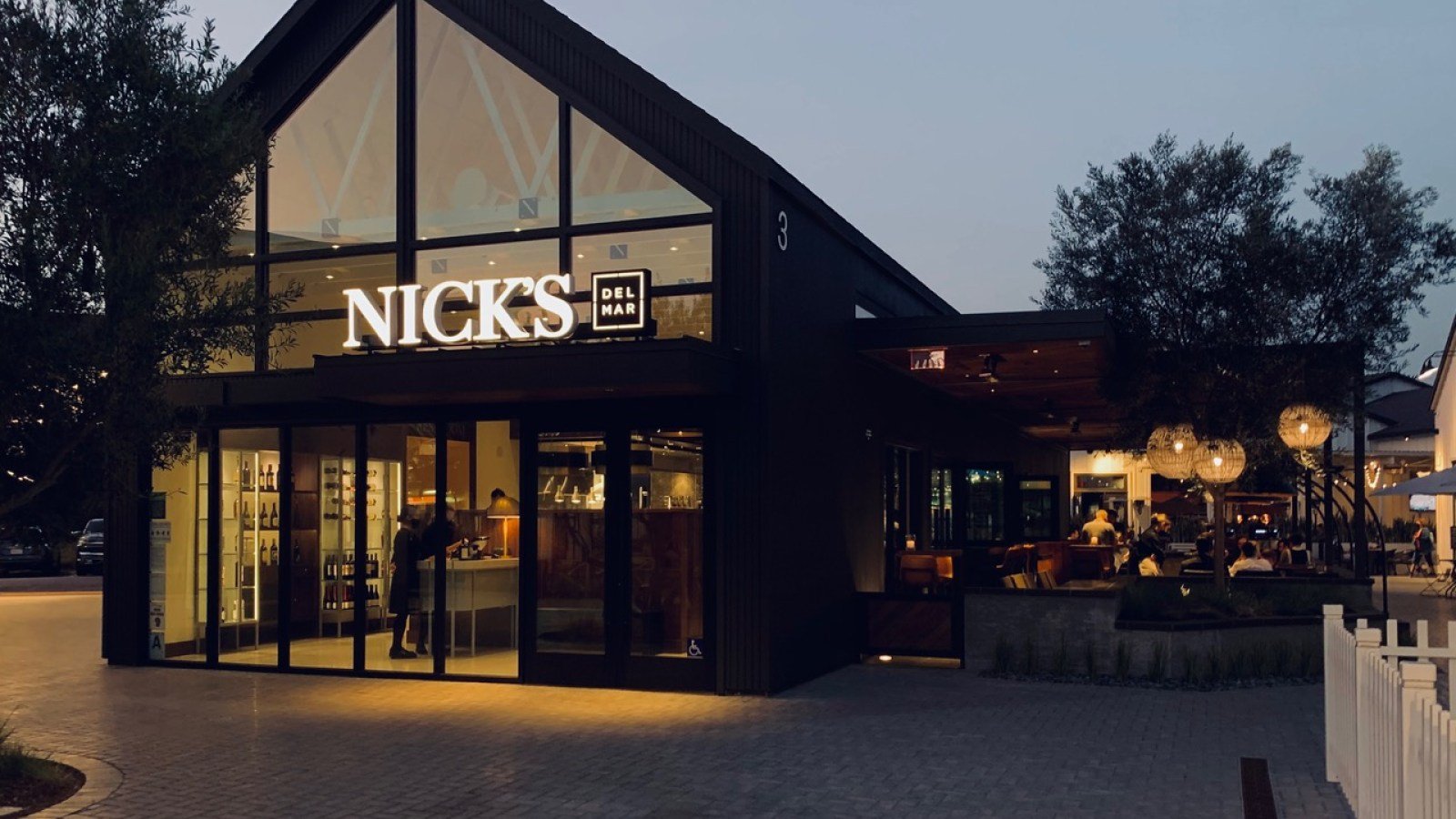 South of Nick's Del Mar restaurant in San Diego, United States
