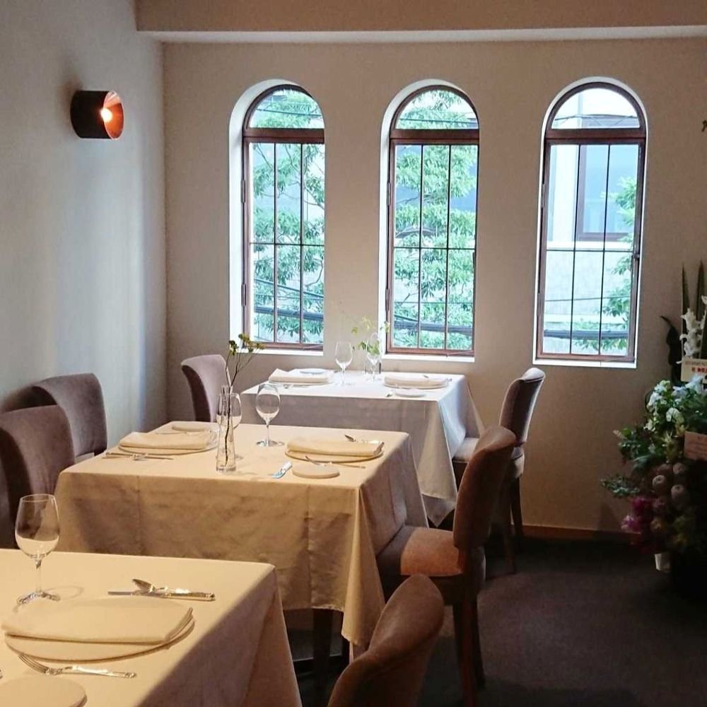 Patous, Restaurant in Tokyo