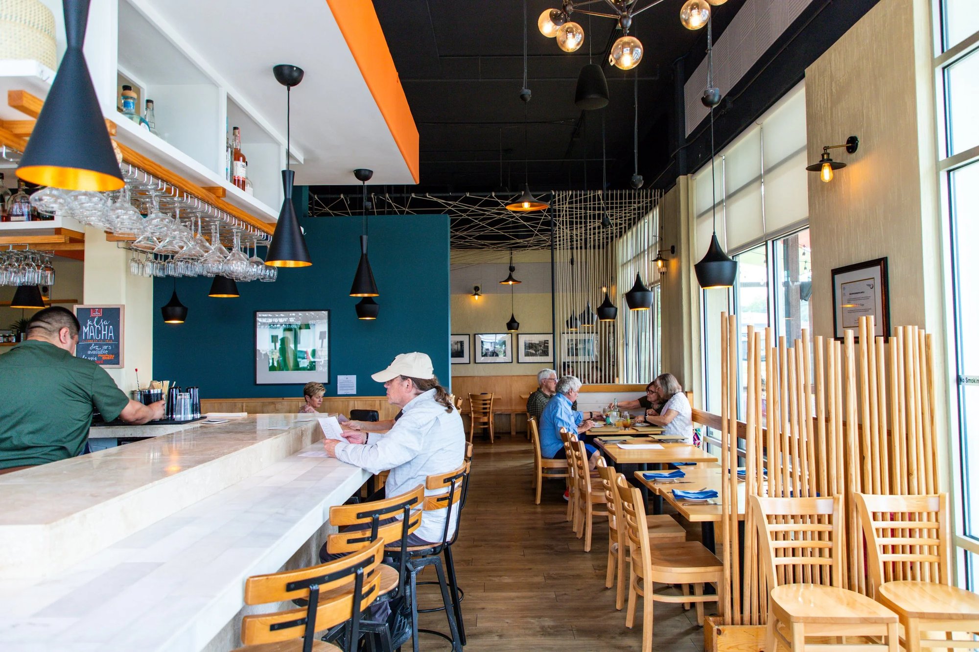 El Naranjo, Restaurant in Austin