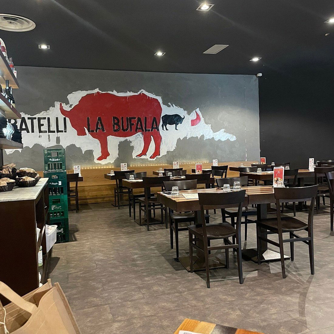 Fratelli La Bufala, Restaurant in Naples