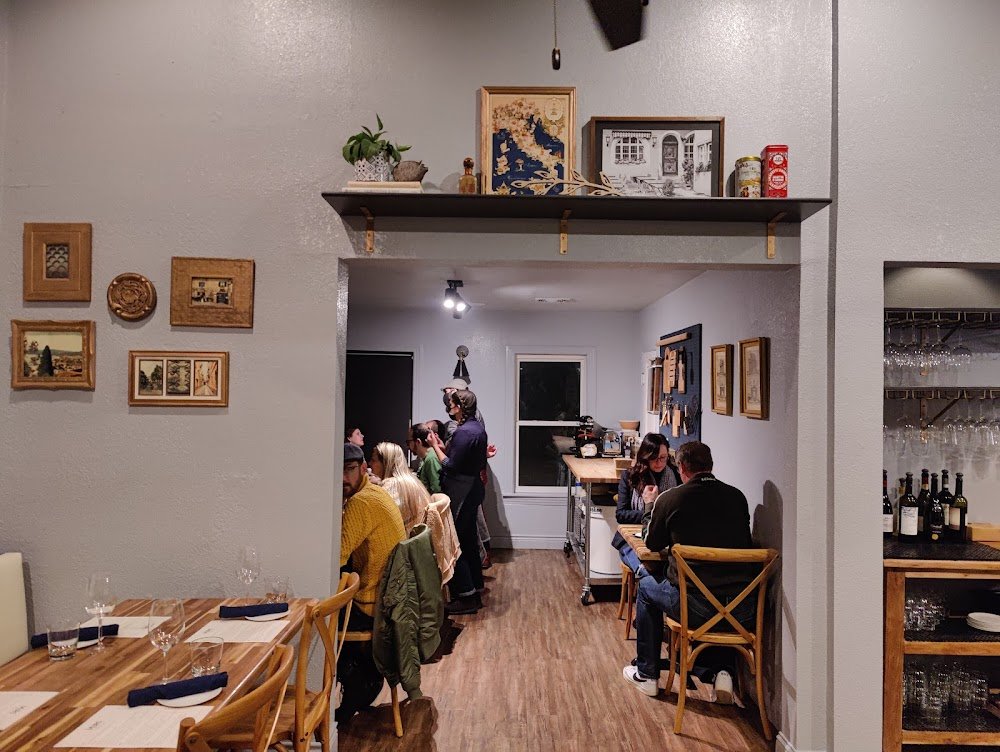 Osteria Il Muro, Restaurant in Denton