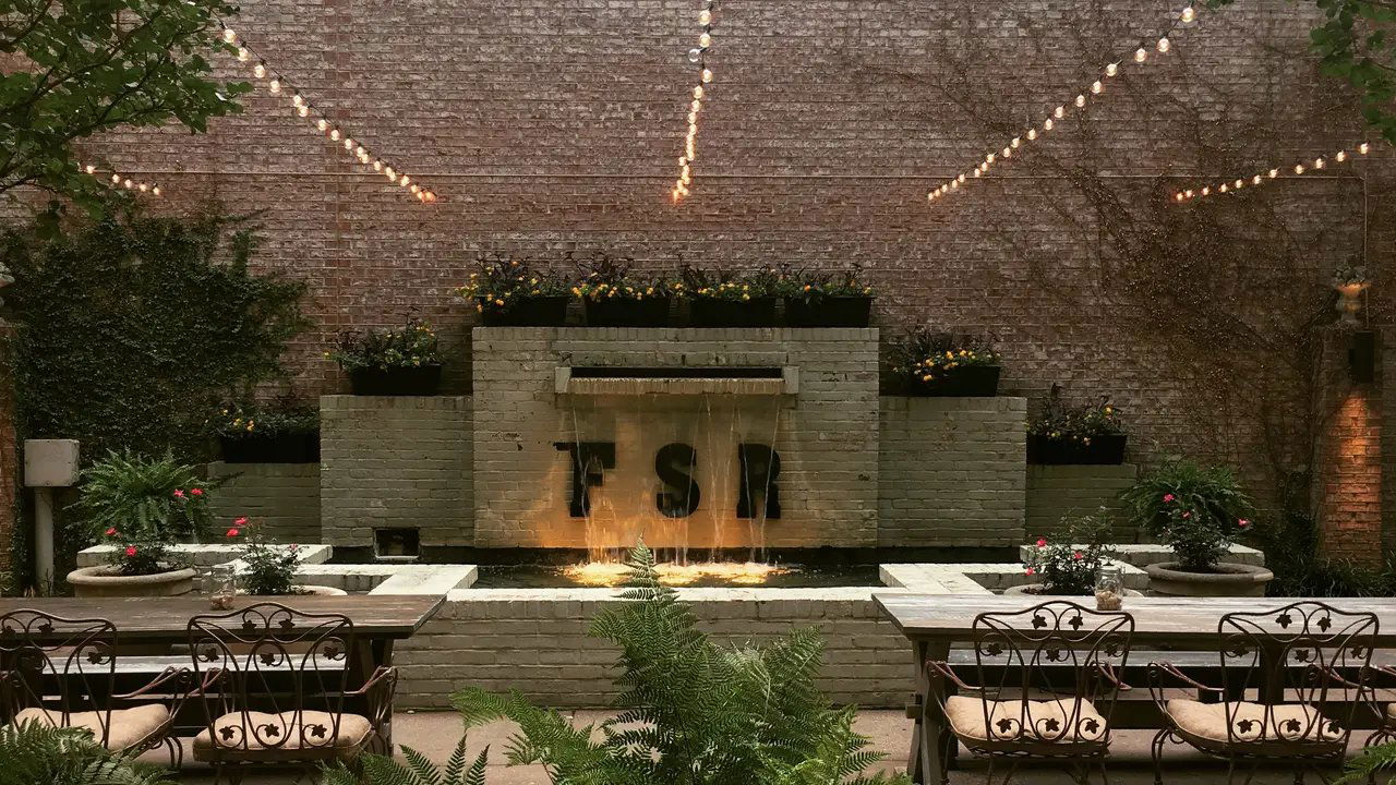 Felicia Suzanne's restaurant in Memphis, United States