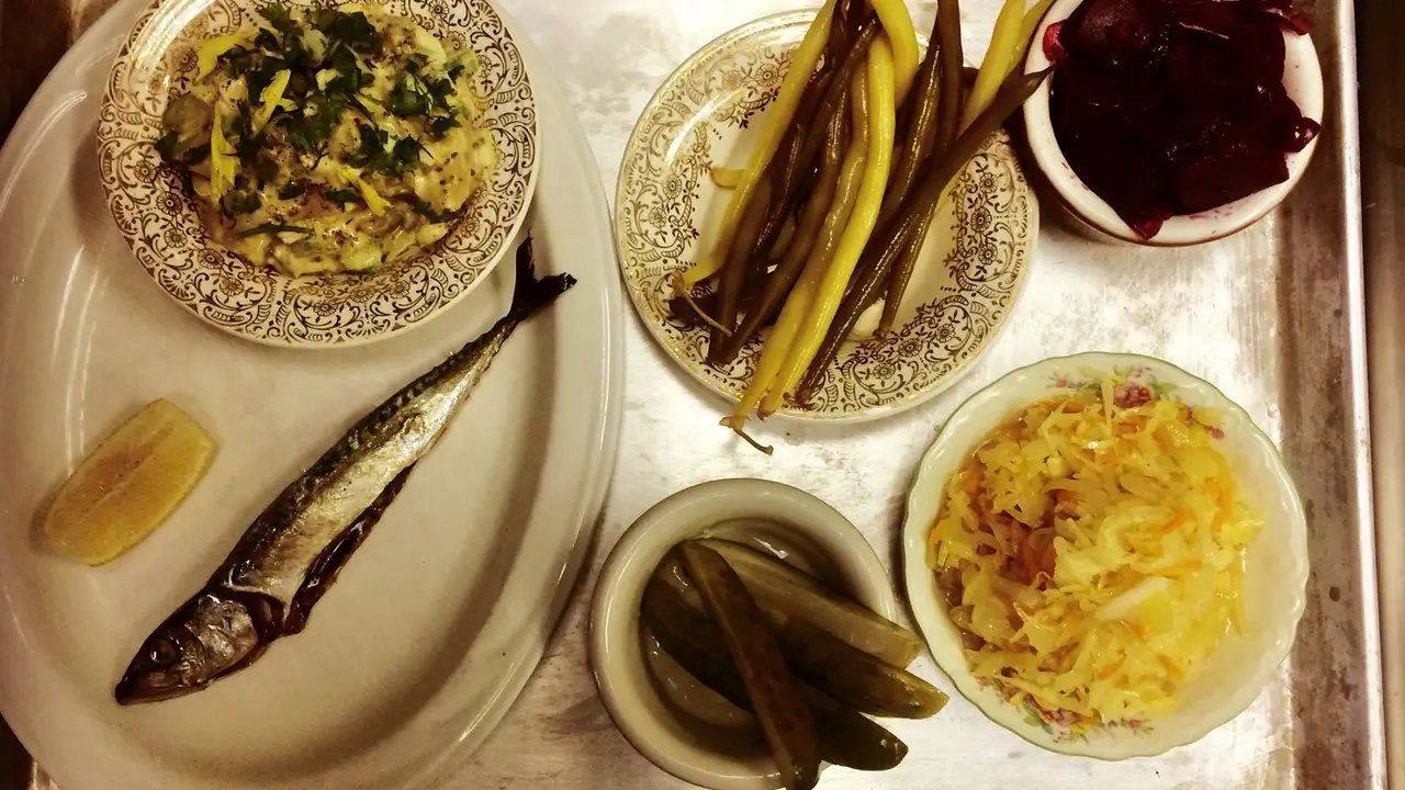 Sammy’s Deluxe, Restaurant in Rockland