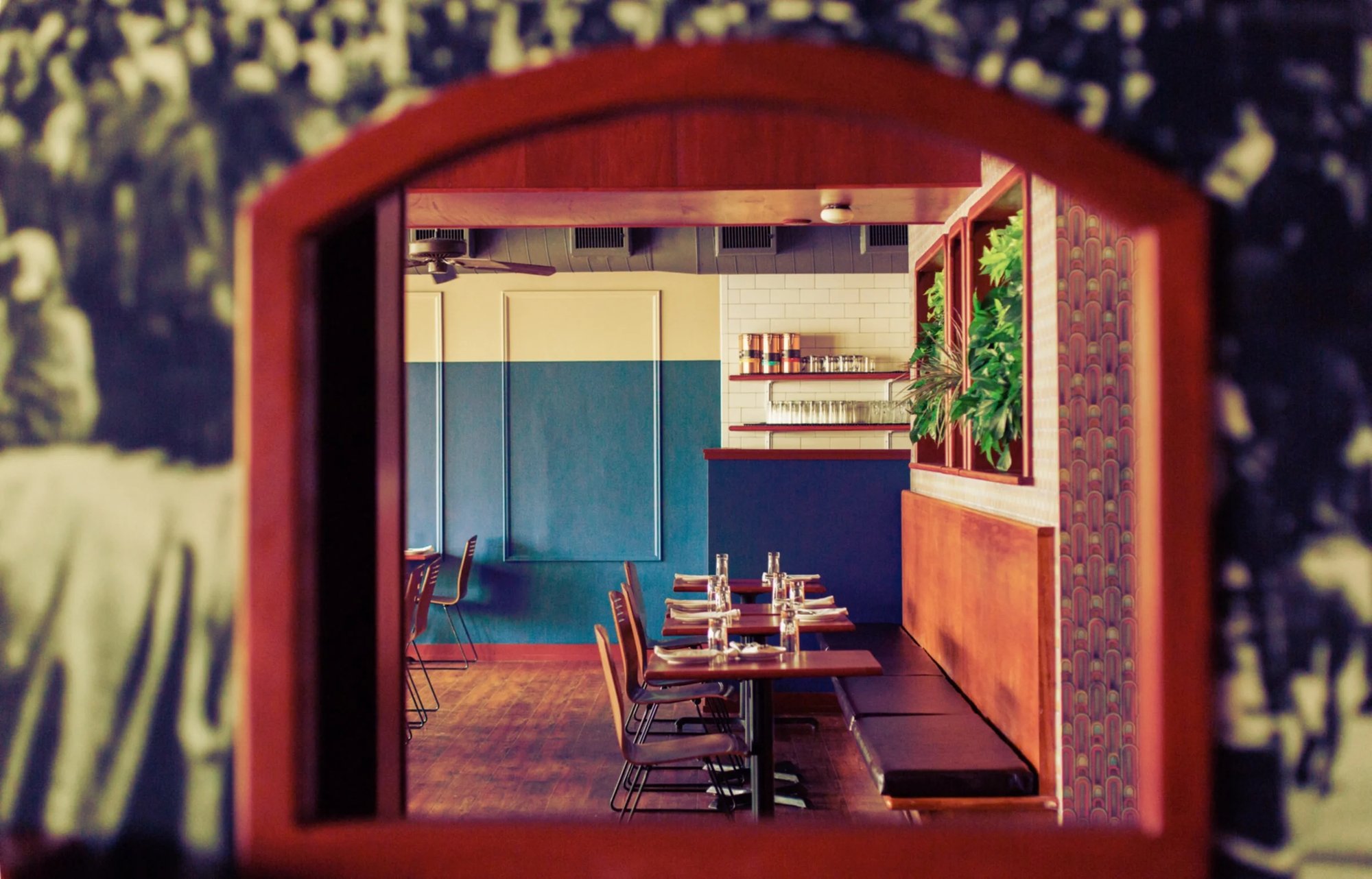 The Diplomat, Restaurant in Milwaukee