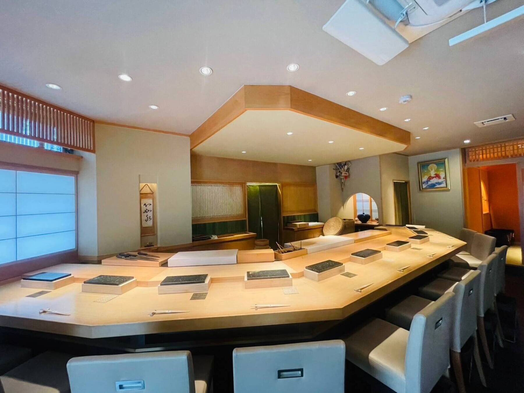 Takumi Tatsuhiro, Restaurant in Tokyo