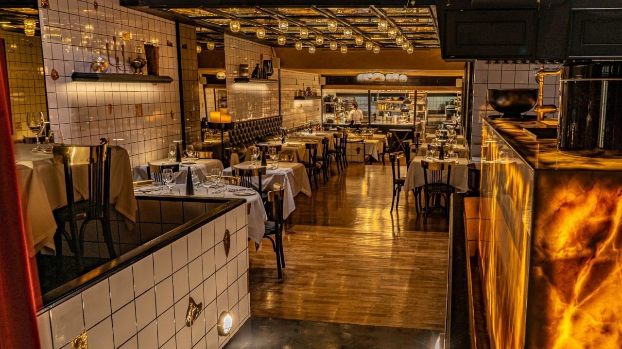 Brutus Tavern, Restaurant in Athens