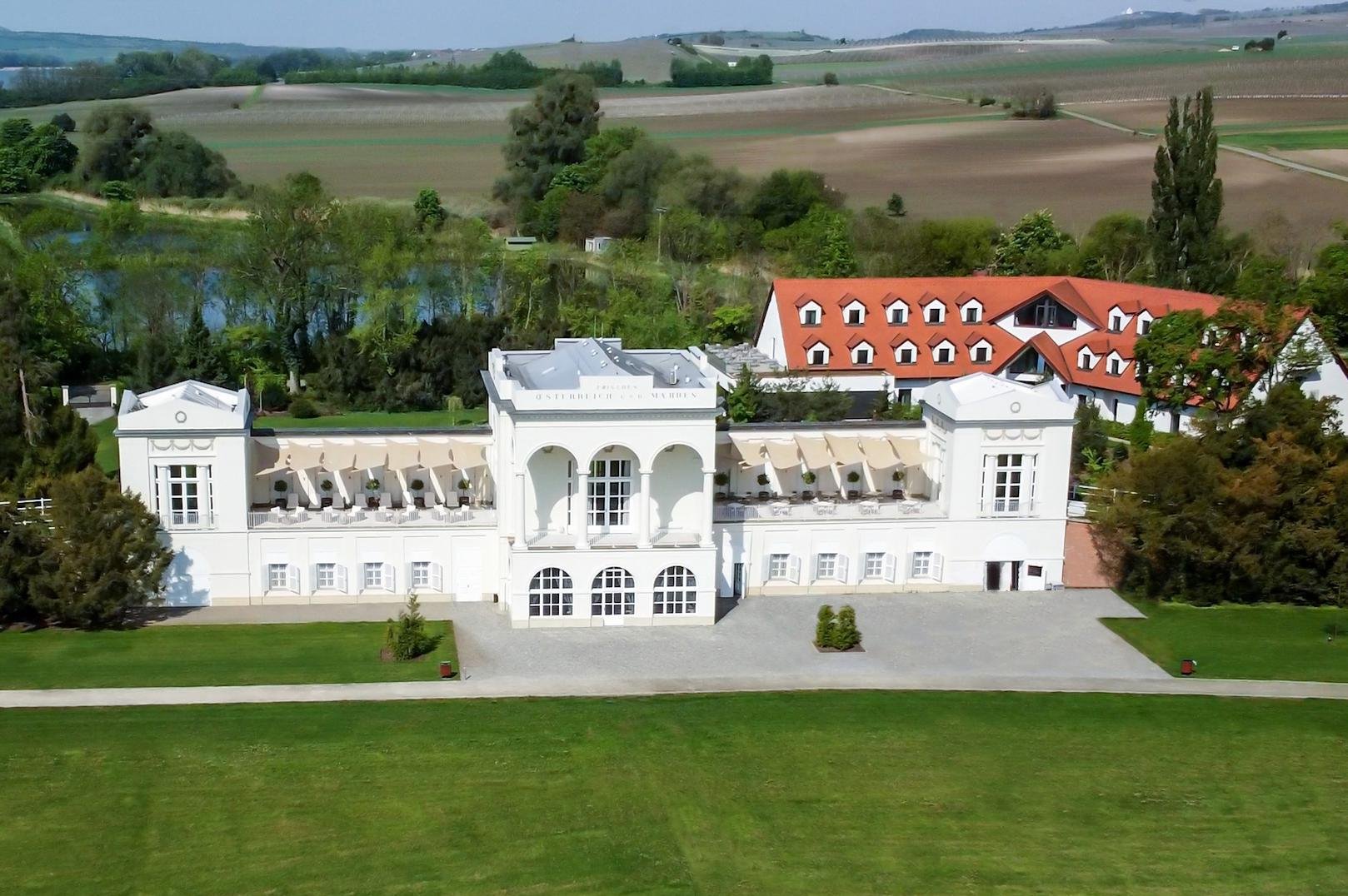 ESSENS restaurant in Hlohovec, Czech Republic