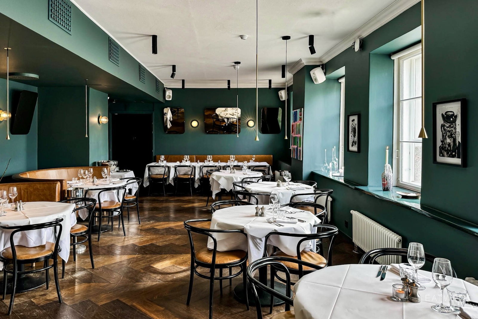 The Grand Bar & Grill