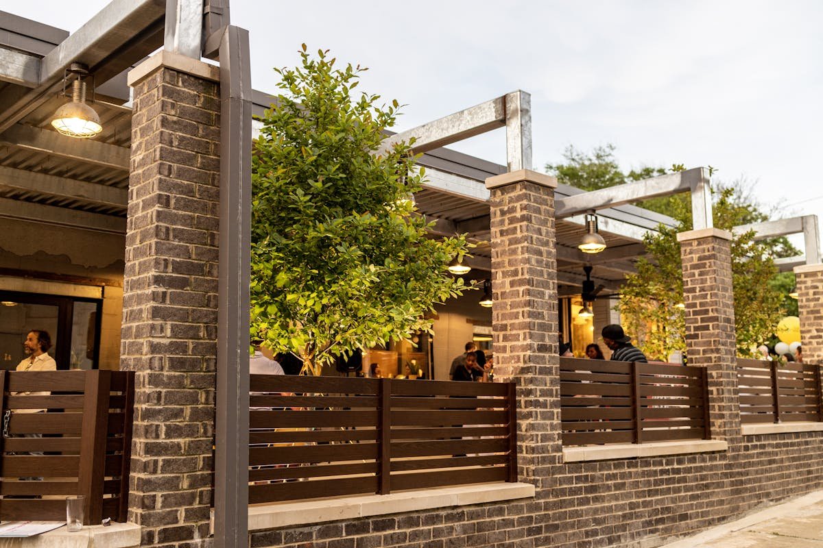 Auburn Angel, Restaurant in Atlanta