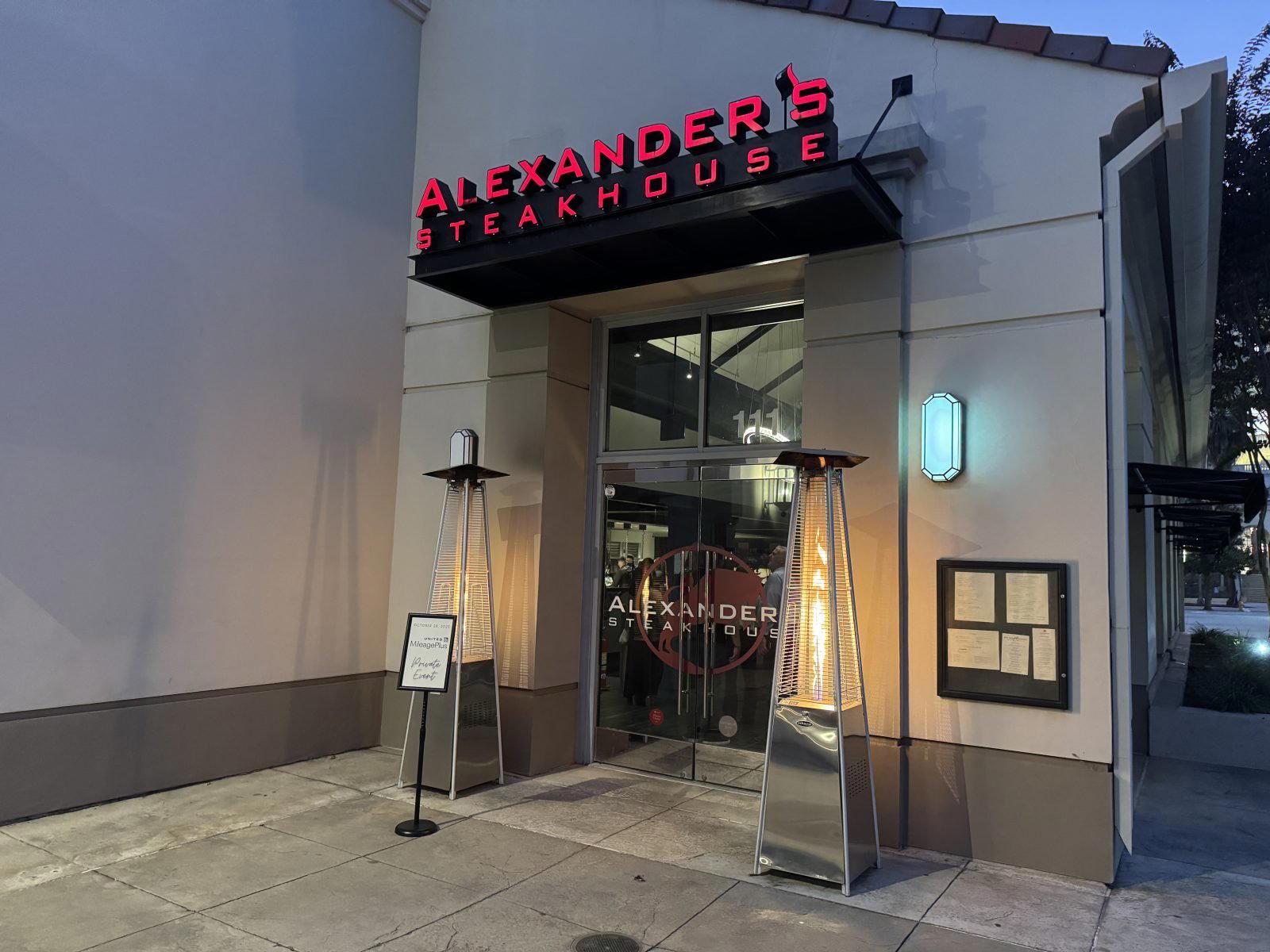 Alexander's Steakhouse restaurant in Pasadena
