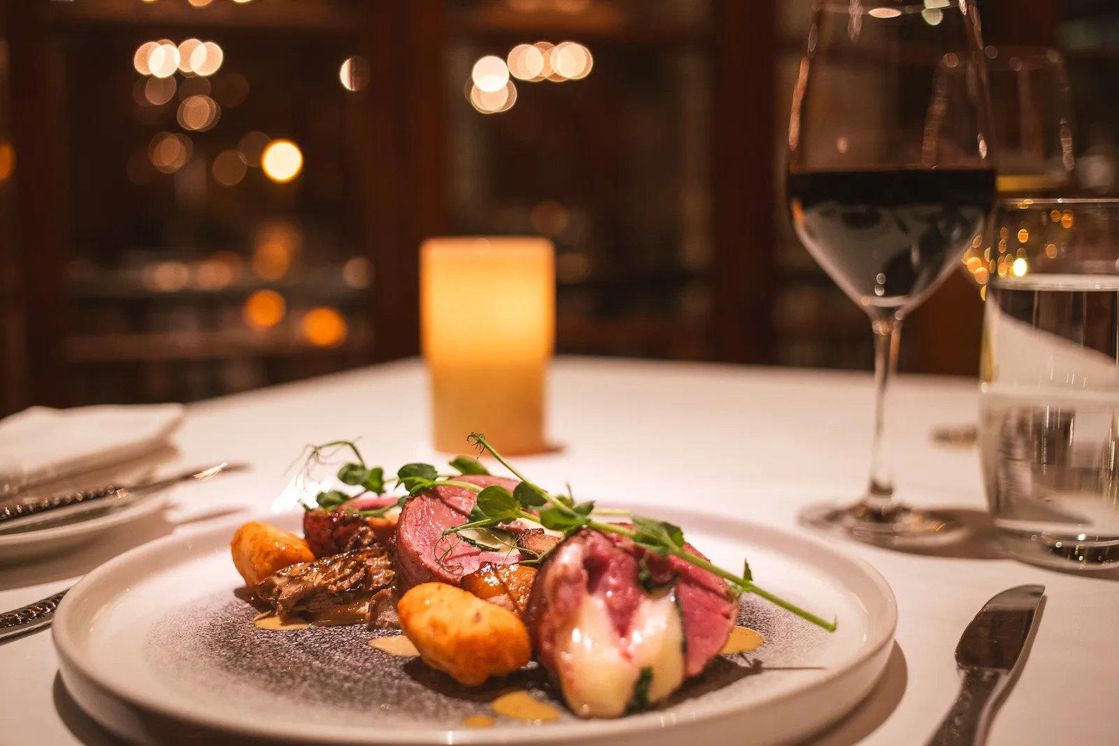 Restaurant La Quintessence, Mont-Tremblant, Canada