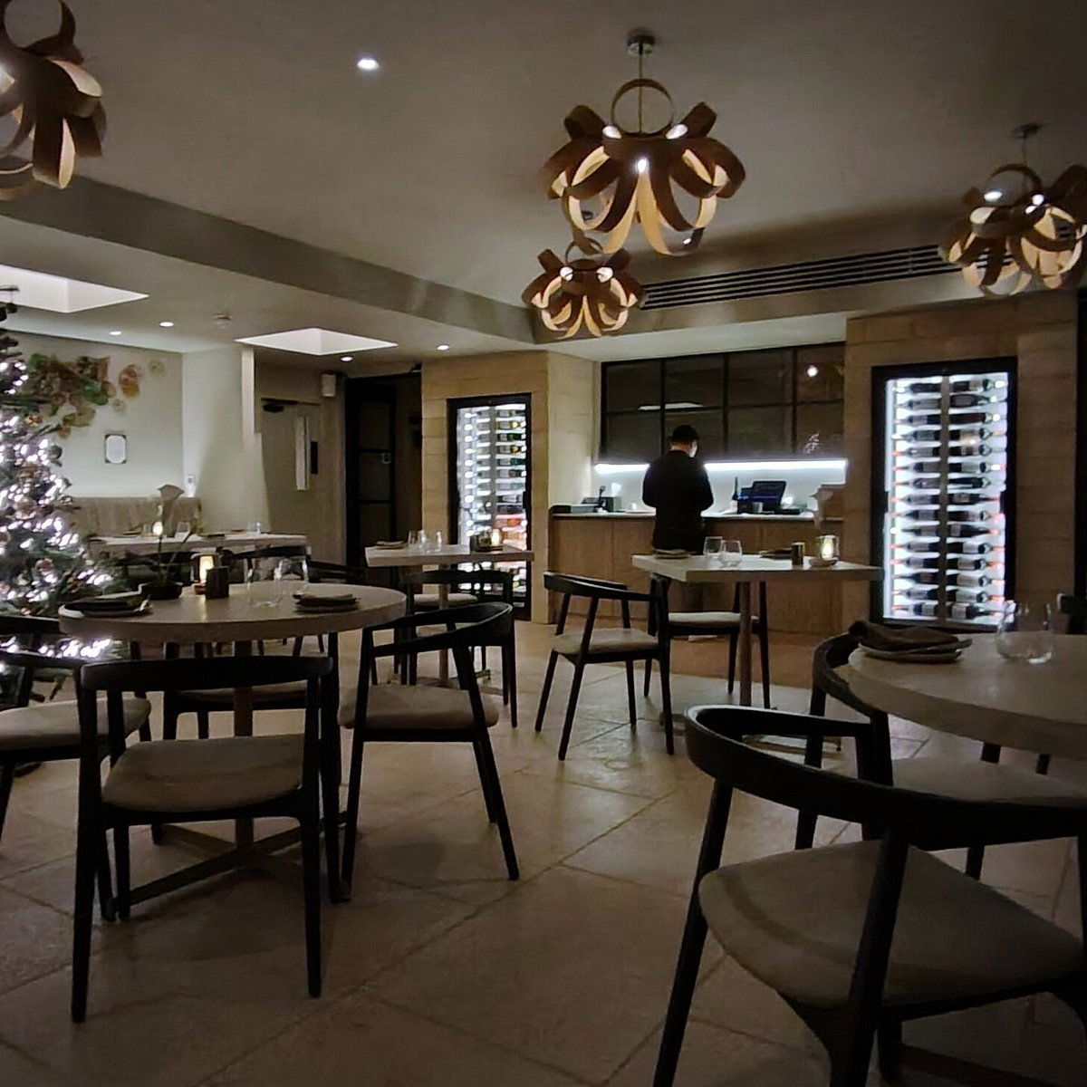 Moda, Restaurant in Broadway