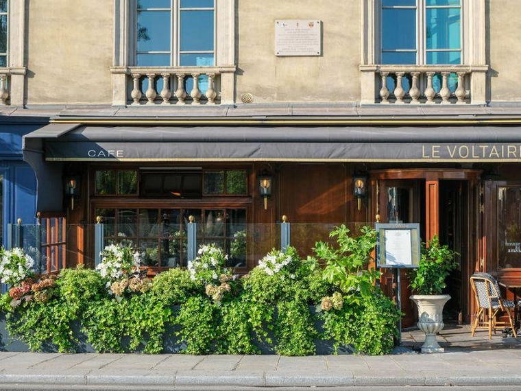 Le Voltaire, Paris, France