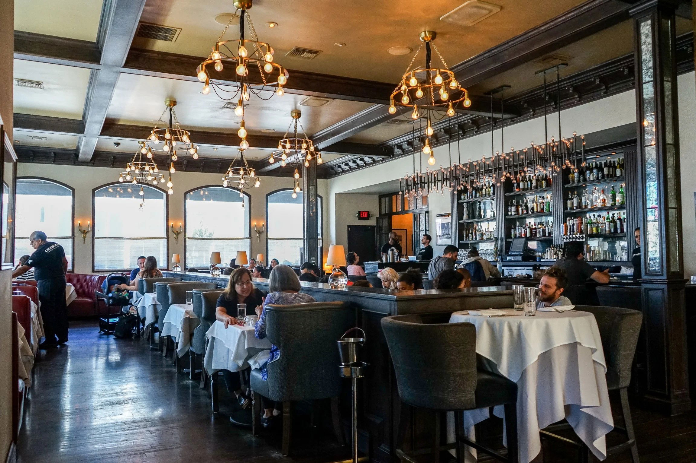 Crossroads Kitchen, Restaurant in Los Angeles