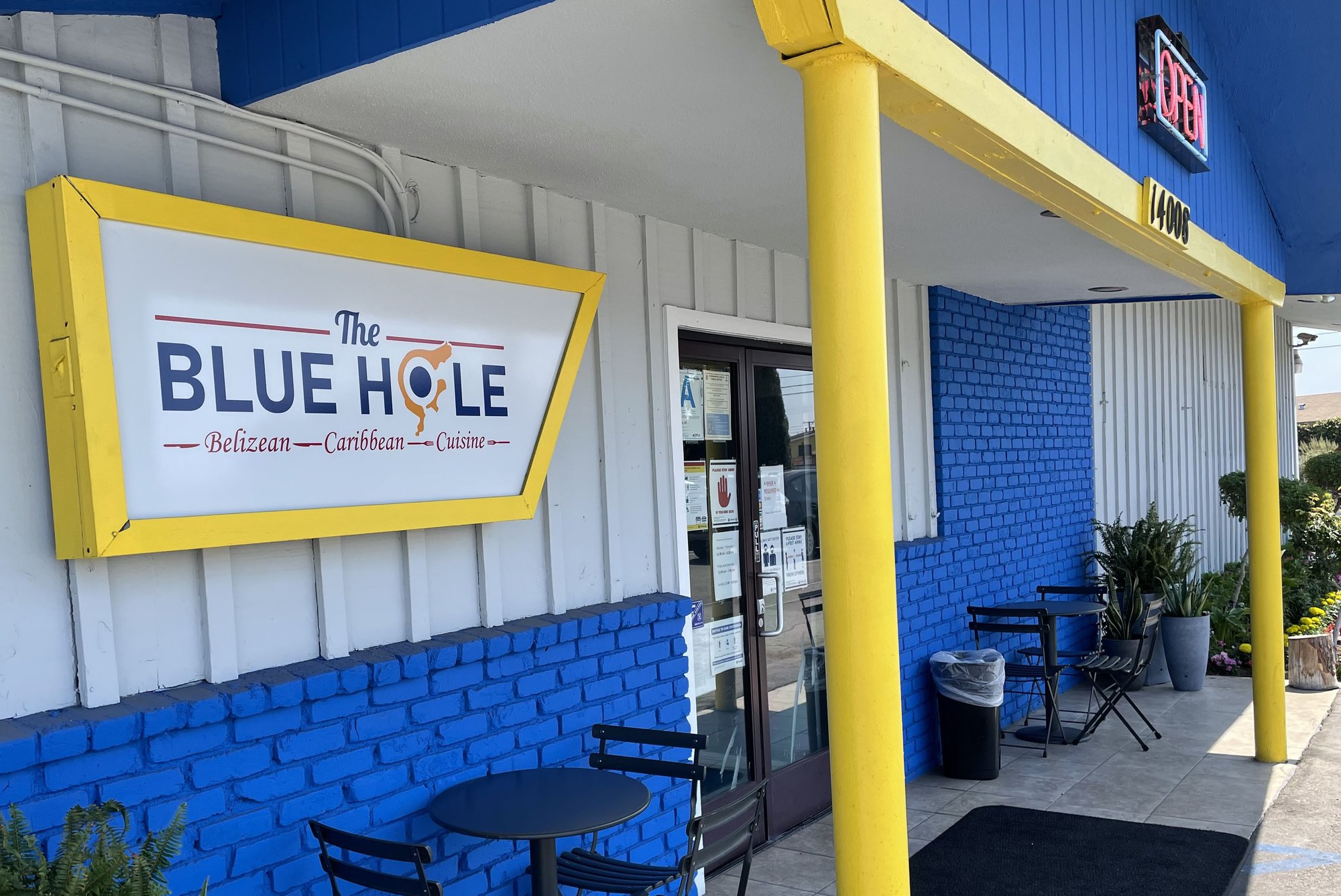The Blue Hole Restaurant Belizean Caribbean Cuisine, Restaurant in Los Angeles