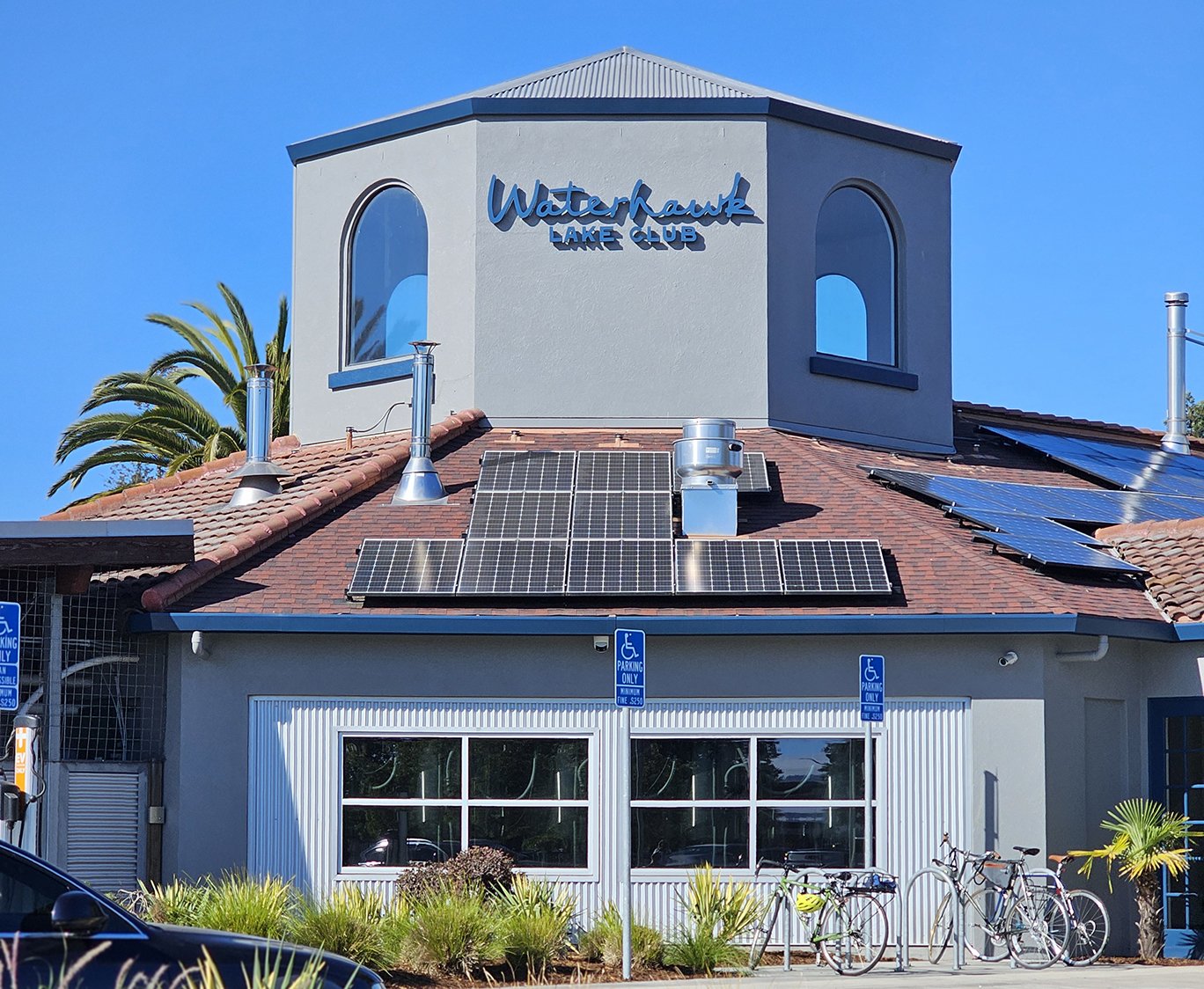 Waterhawk Lake Club restaurant in Sonoma, United States