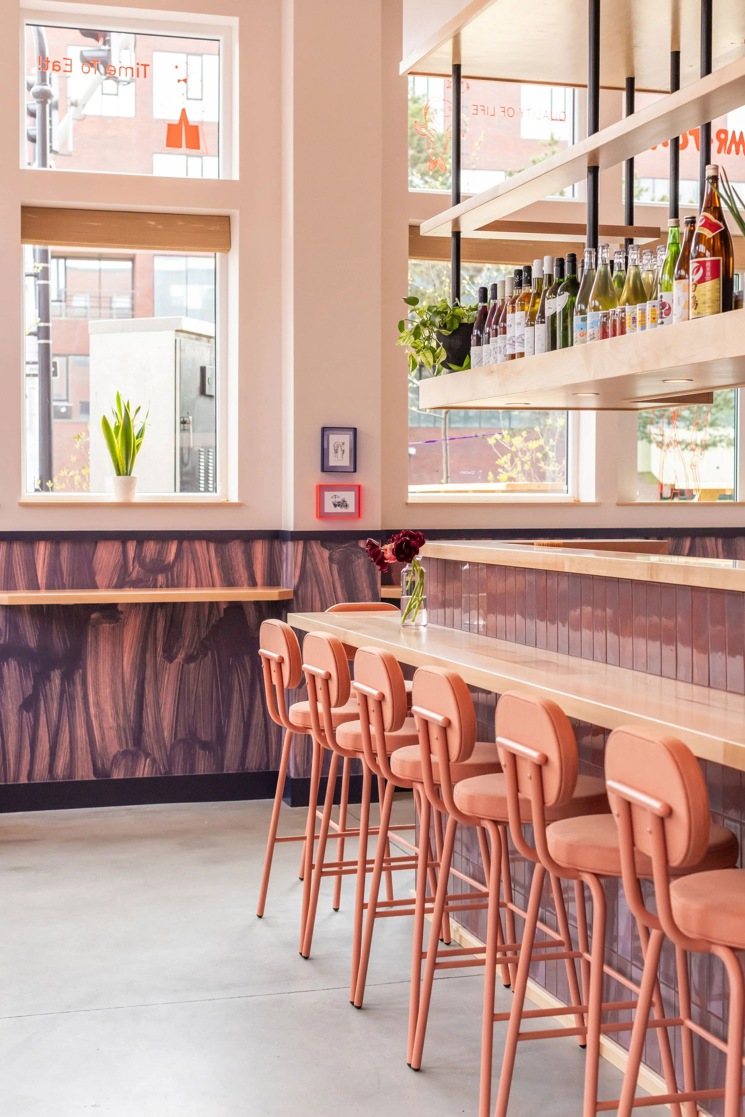 Mr. Tuna, Restaurant in Portland