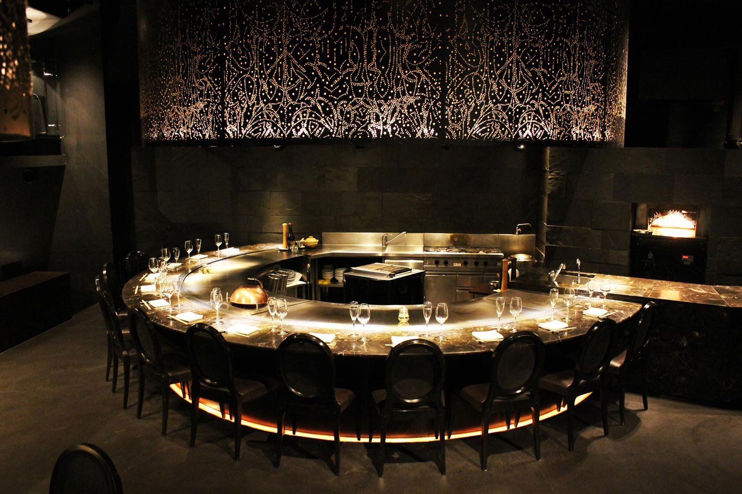 Atelier Morimoto XEX, Restaurant in Tokyo