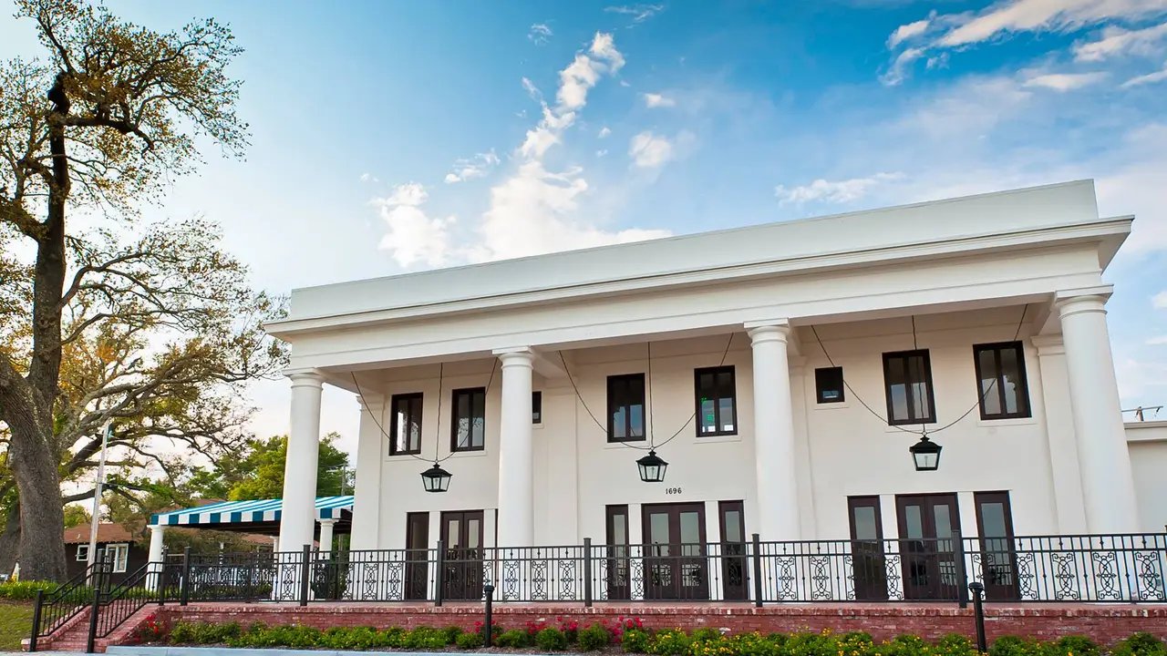 White Pillars, Biloxi, United States