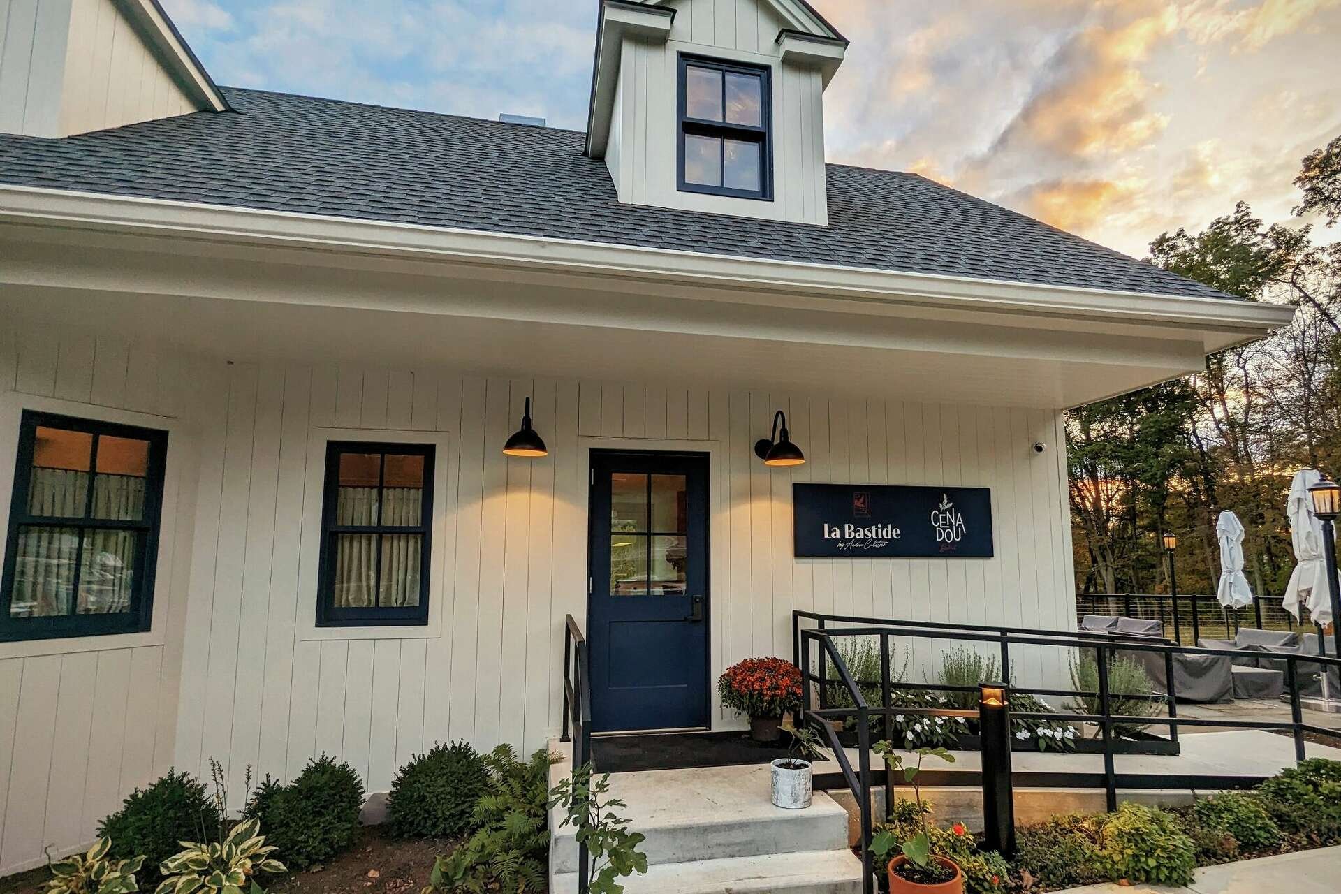 Cenadou restaurant in North Salem, United States