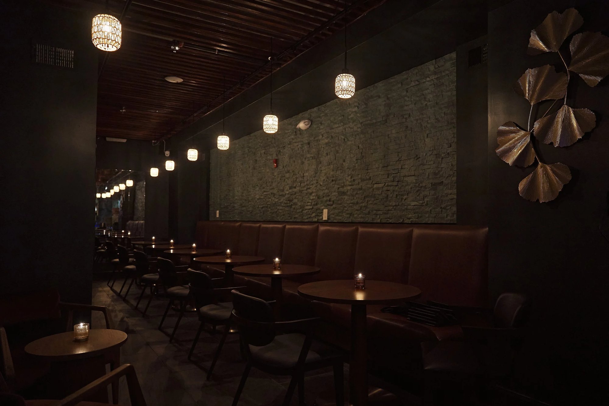Almanac, Restaurant in Philadelphia
