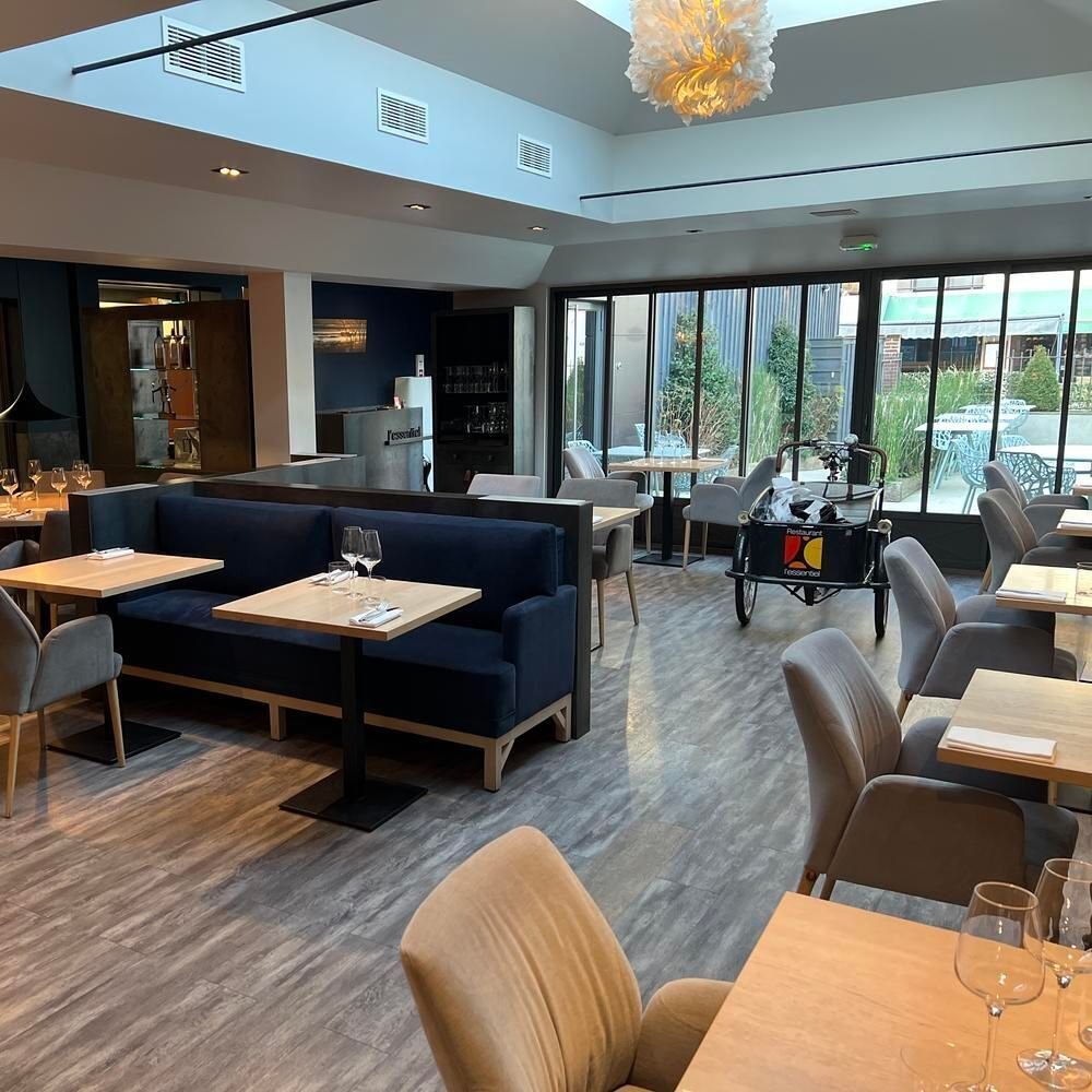 L'Essentiel, Restaurant in Deauville