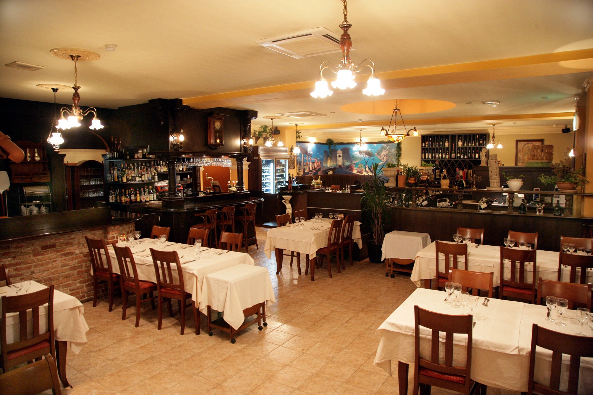 Pizzeria Braceria CESARI!! restaurant in Nagoya