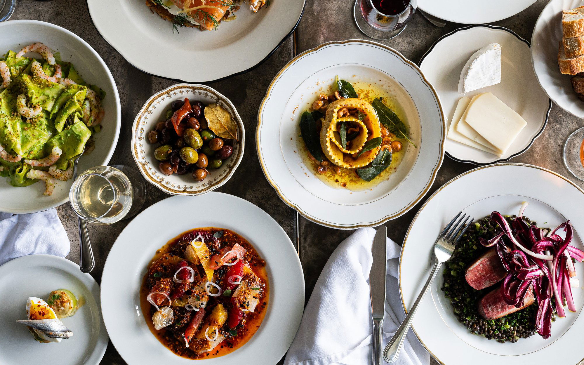 BAR KISMET, Restaurant in Halifax