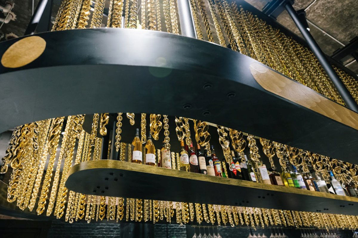 Golden Hour restaurant in Asheville, United States