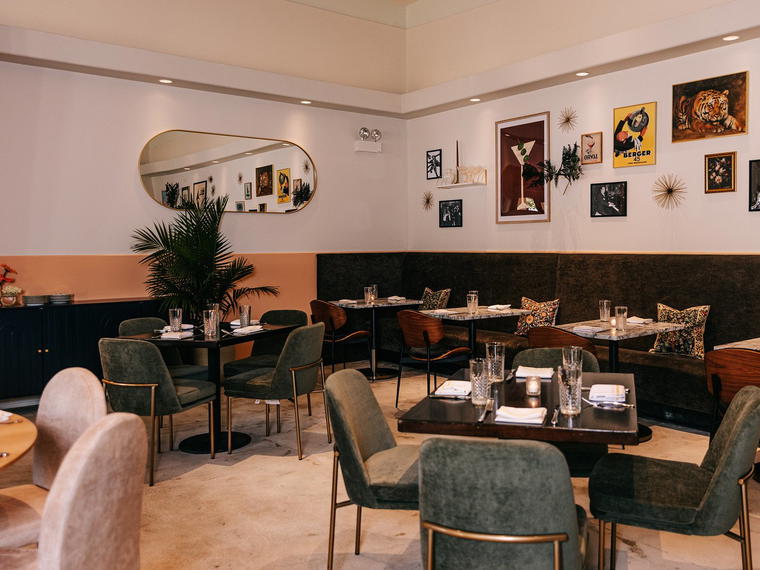 Oliver's, Chicago, United States