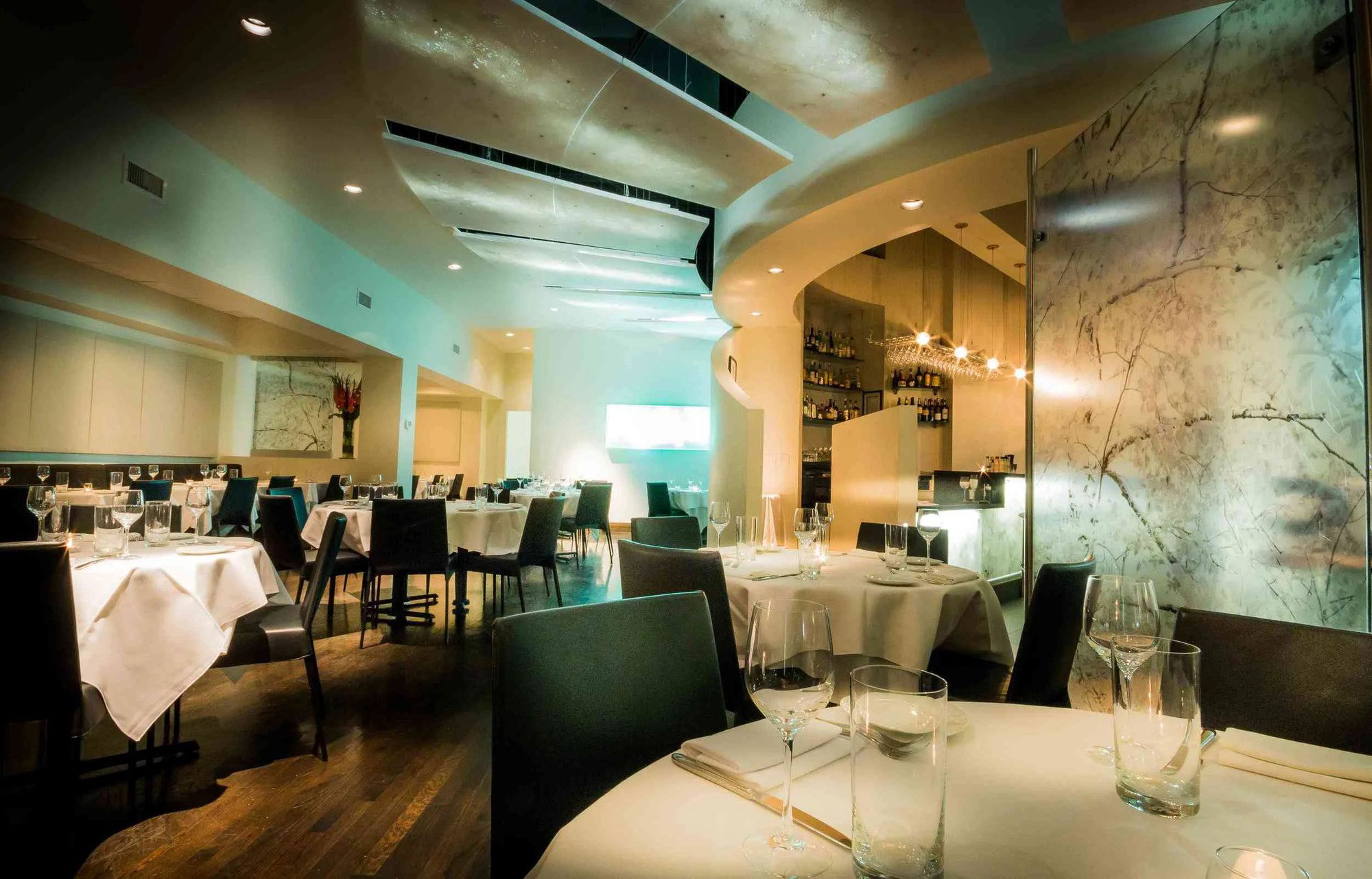 Story restaurant in Prairie Village, United States