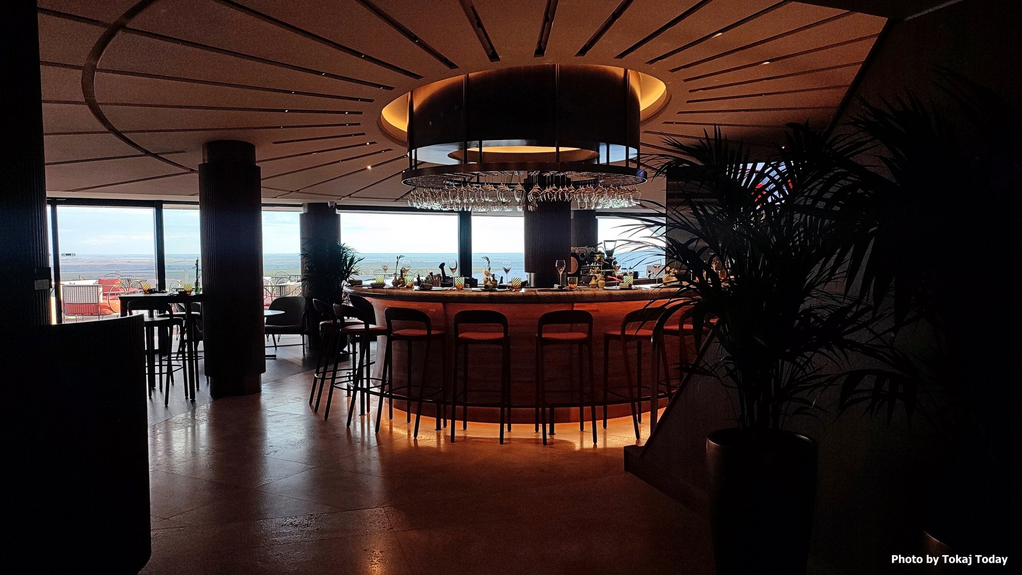 Padi restaurant in Rátka