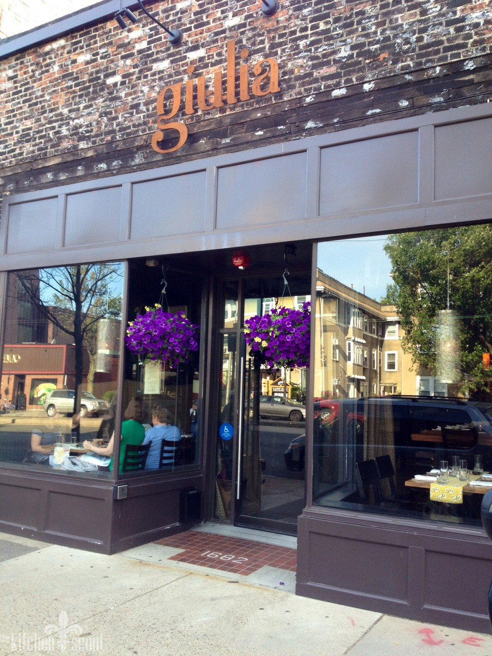 Giulia restaurant in Cambridge, United States