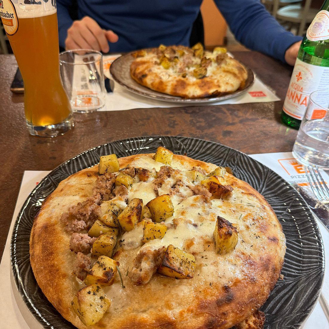 Pizzeria Elite Rossi, Alvignano, Italy