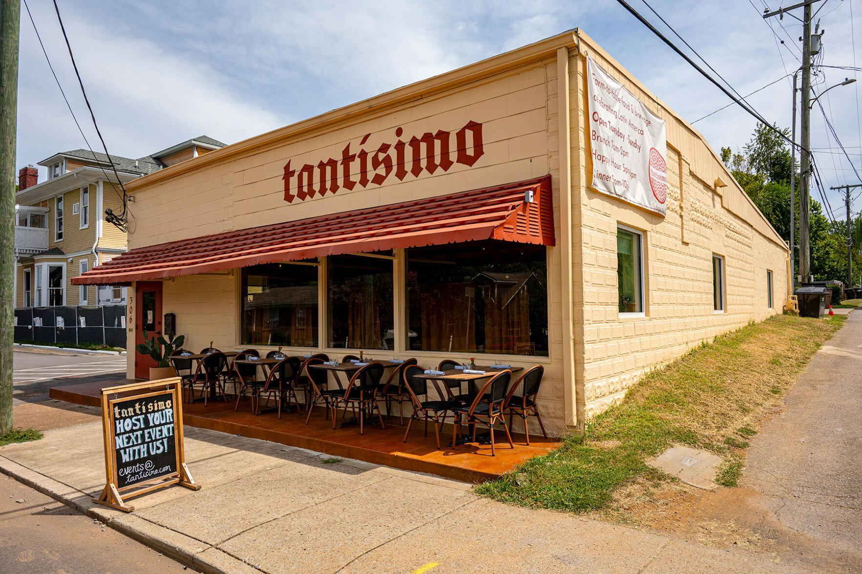 Tantísimo, Nashville, United States