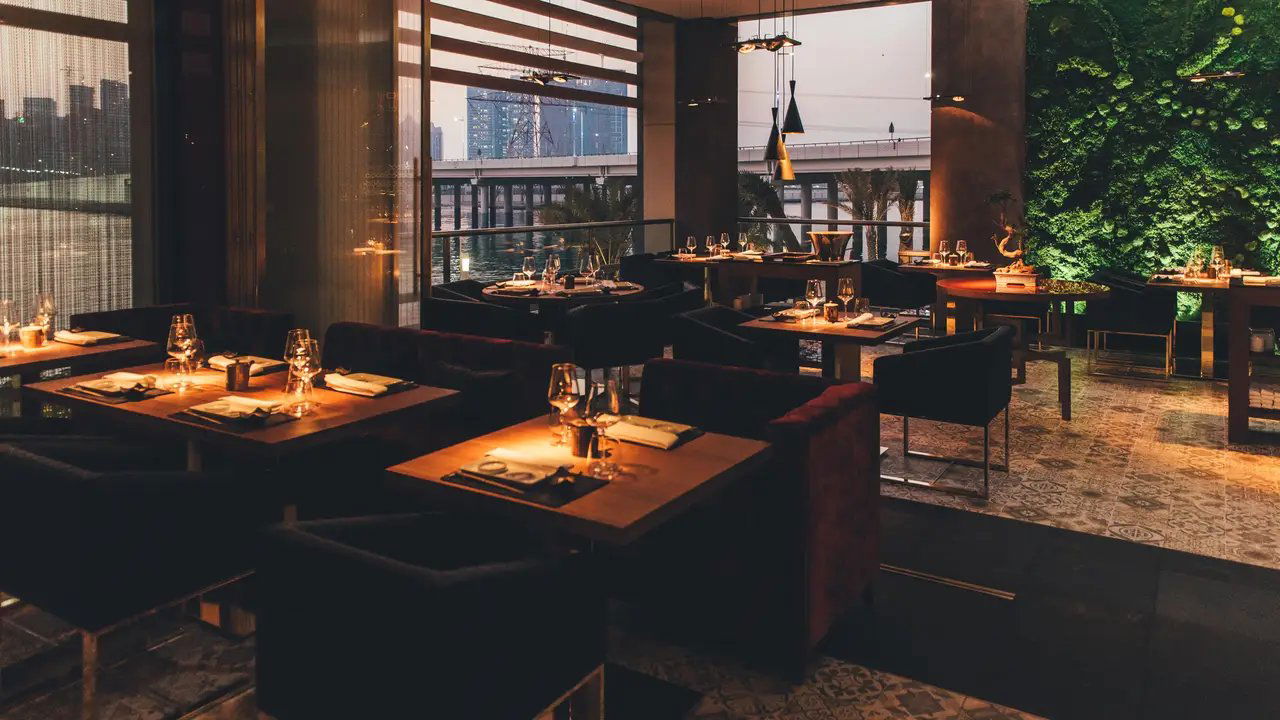 99 Sushi Bar, Restaurant in Abu Dhabi