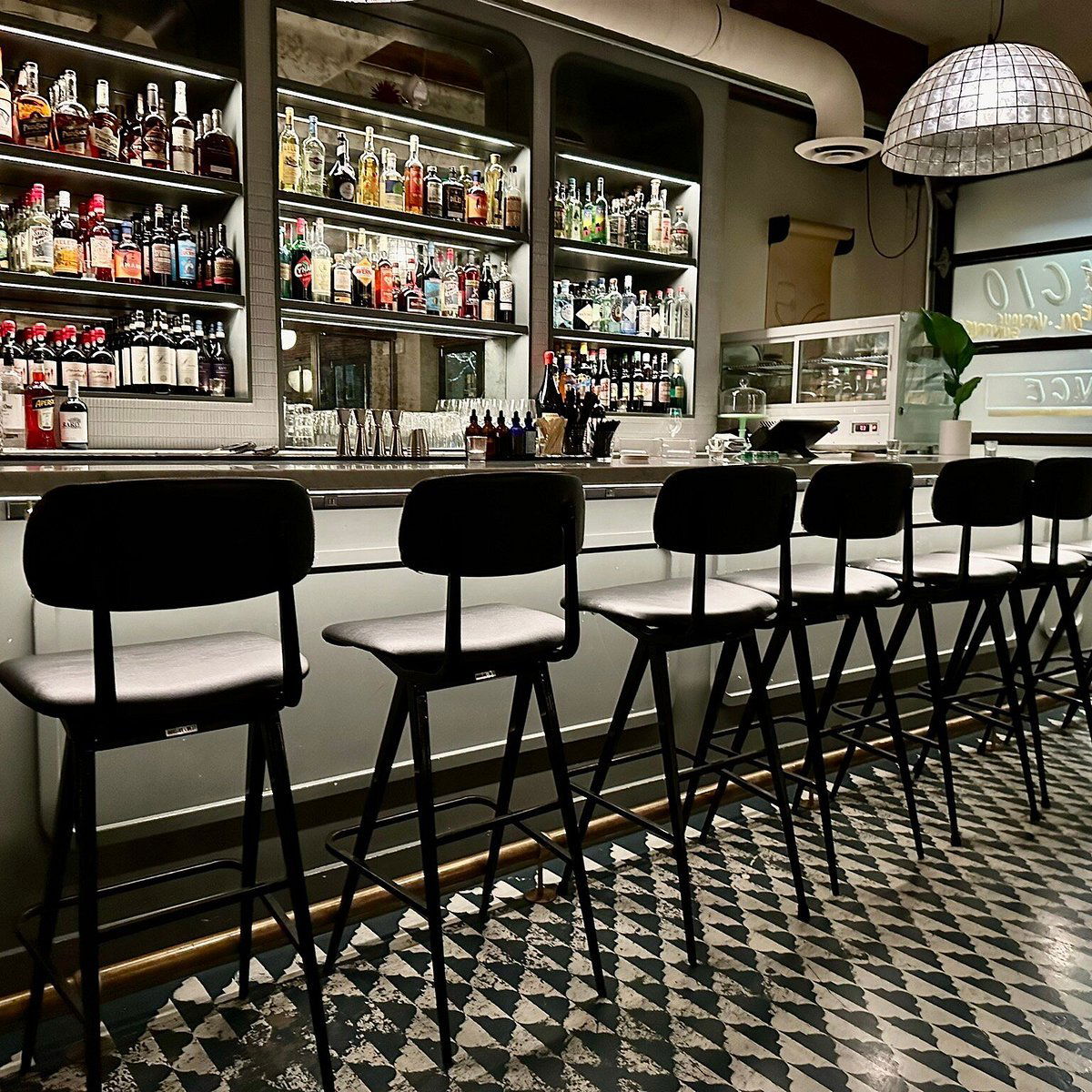 Bar Volpe restaurant in Boston