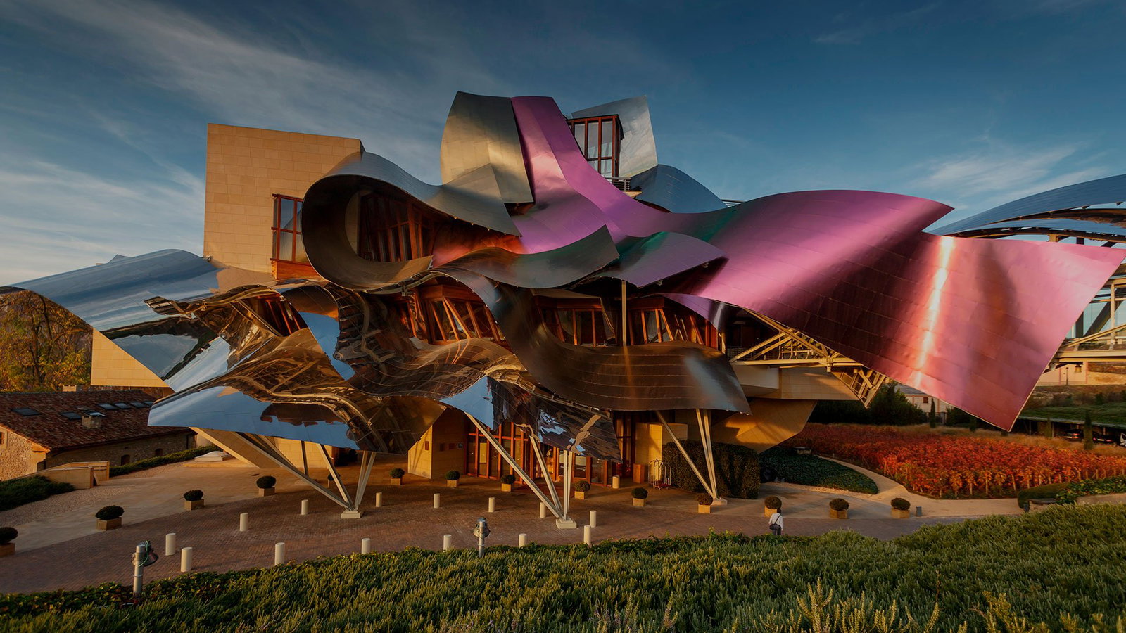 Bodegas de los Herederos del Marqués de Riscal, Rioja, Spain