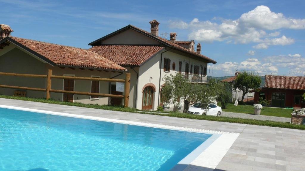 Azienda Agricola Alessandria Crissante, Winery in La Morra