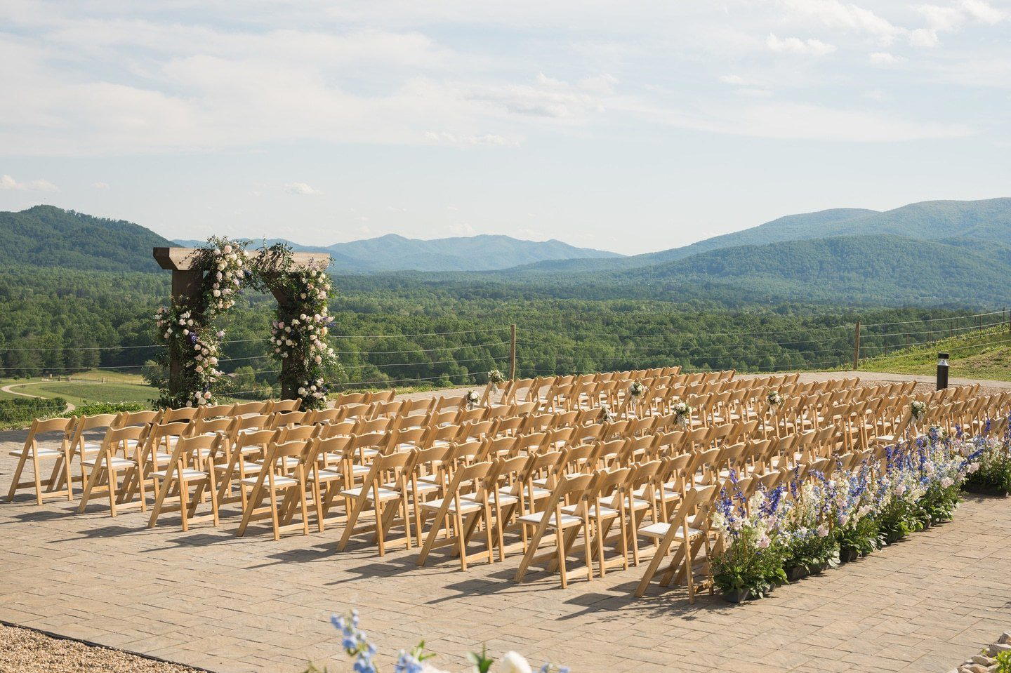 Hazy Mountain Vineyards & Brewery winery in Afton, United States