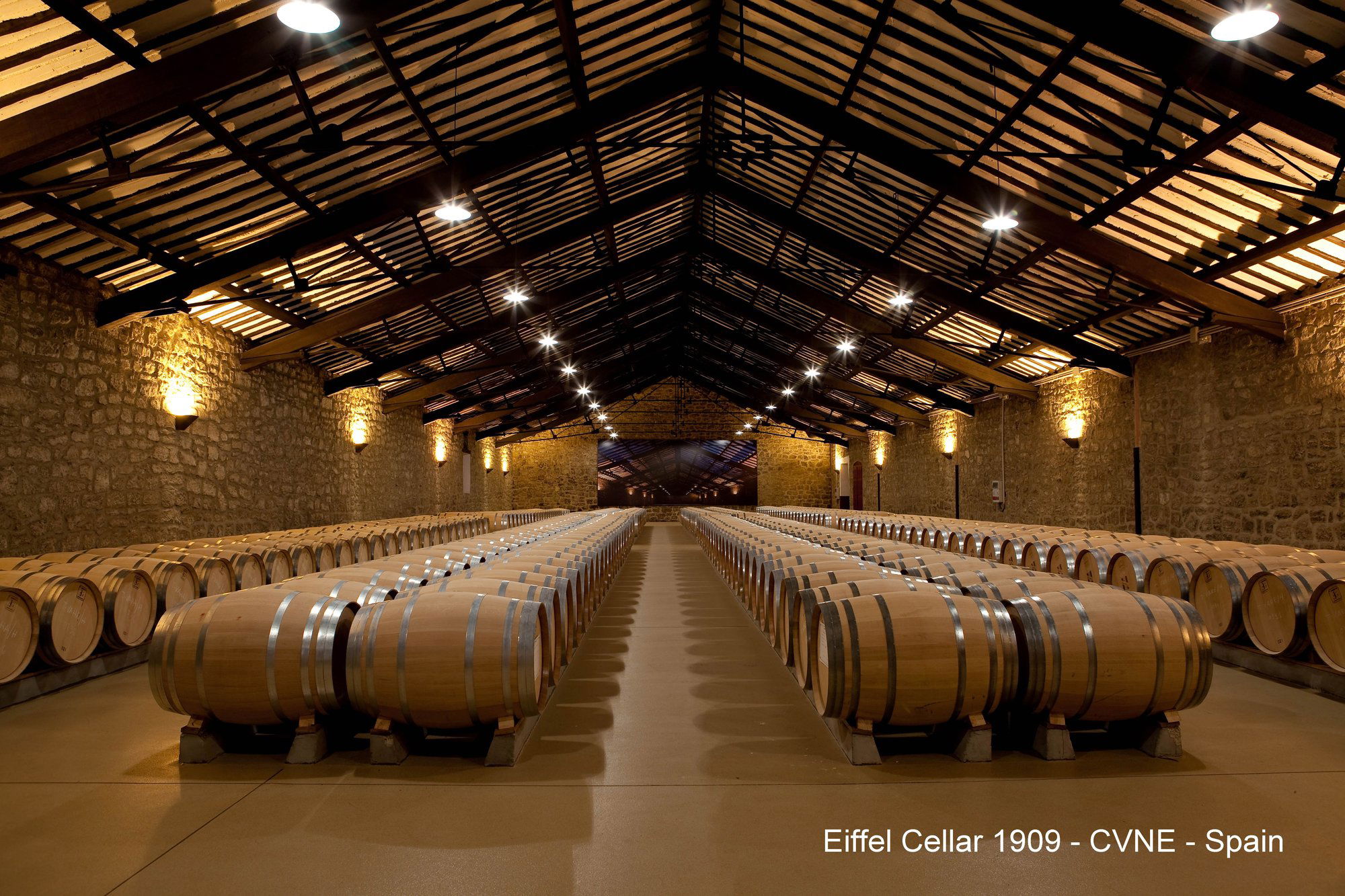 C.V.N.E. - COMPAÑÍA VINICOLA DEL NORTE DE ESPAÑA, Winery in Laguardia